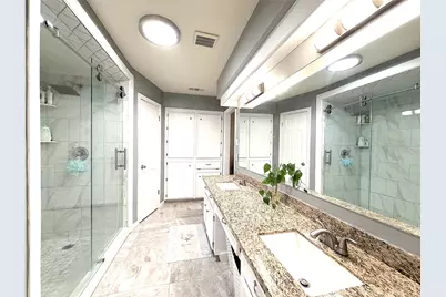 1402 Trailwood Village Drive, Houston, TX 77339 - Photo 12