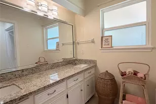 1402 Trailwood Village Dr, Houston, TX 77339 - Photo 16