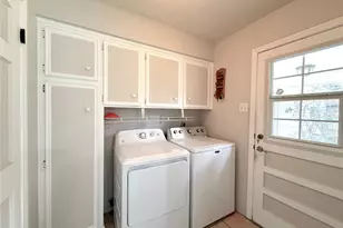 1402 Trailwood Village Dr, Houston, TX 77339 - Photo 20