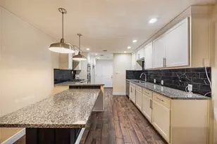 6825 Appleton St, Houston, TX 77022 - Photo 10