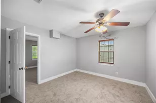 6825 Appleton St, Houston, TX 77022 - Photo 20