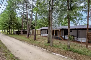 159 S Pecan Ave, Groveton, TX 75845 - Photo 24