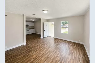 11919 Kingslake Forest Drive, Houston, TX 77044 - Photo 8