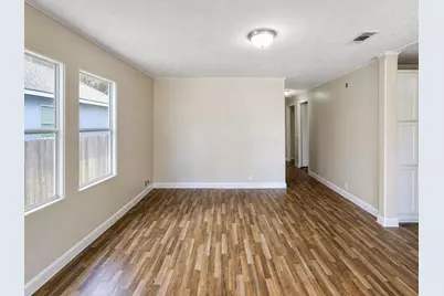 11919 Kingslake Forest Drive, Houston, TX 77044 - Photo 10