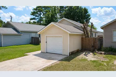 11919 Kingslake Forest Drive, Houston, TX 77044 - Photo 2