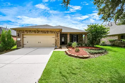 1805 Jasmine Hollow Lane, Pearland, TX 77581 - Photo 1