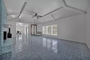 18023 Bambriar Dr, Houston, TX 77090 - Photo 4
