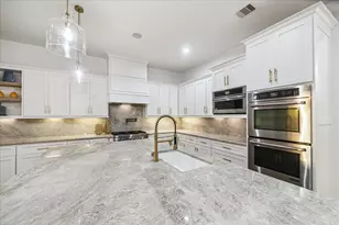 19 Sanctuary Trail, Missouri City, TX 77459 - Photo 18