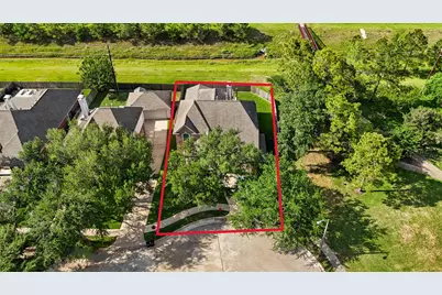 3101 Red Maple Drive, Friendswood, TX 77546 - Photo 4