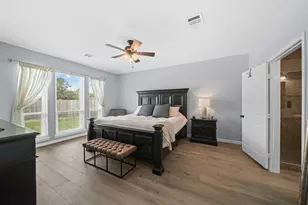 3101 Red Maple Dr, Friendswood, TX 77546 - Photo 24