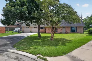 1406 Cedarbrook Ct, Seabrook, TX 77586 - Photo 1