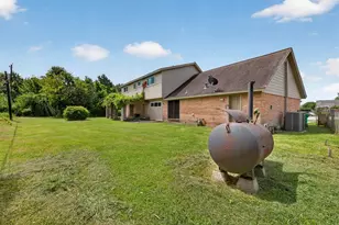 1406 Cedarbrook Ct, Seabrook, TX 77586 - Photo 4