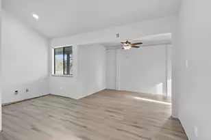 27540 Foxwood Dr, Waller, TX 77484 - Photo 24
