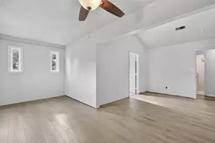 27540 Foxwood Dr, Waller, TX 77484 - Photo 18