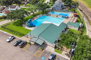 12235 Alston Dr, Meadows Place, TX 77477 - Photo 30