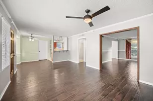 12235 Alston Dr, Meadows Place, TX 77477 - Photo 6