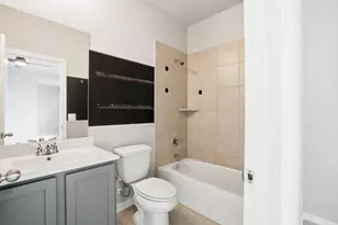 4615 Bartagrass Dr, Rosenberg, TX 77469 - Photo 32