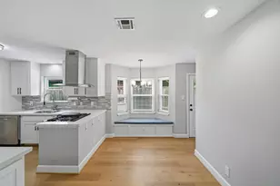 10306 Metronome Dr, Houston, TX 77043 - Photo 10