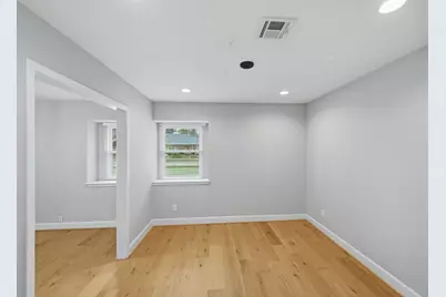 10306 Metronome Drive, Houston, TX 77043 - Photo 16
