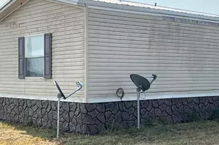 18352 Wilber Rd, Hamshire, TX 77622 - Photo 16