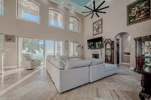 2011 Crescent Dr, La Porte, TX 77571 - Photo 2