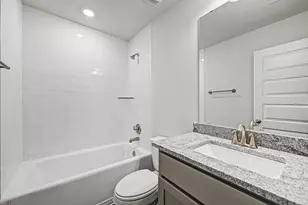 14 Keystone Ct, Angleton, TX 77515 - Photo 26