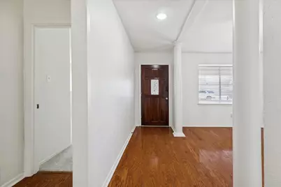 9642 Judalon Lane, Houston, TX 77063 - Photo 4