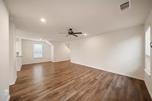14551 Maple Field Dr, Houston, TX 77069 - Photo 6