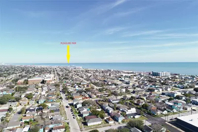 2219 45th Street, Galveston, TX 77550 - Photo 12