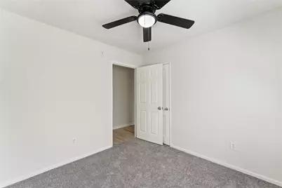 7725 St Lo Road, Houston, TX 77033 - Photo 20