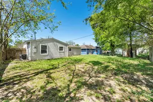 7725 St Lo Rd, Houston, TX 77033 - Photo 26