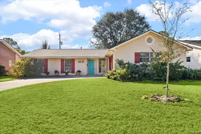 9407 Meadowbriar Lane, Houston, TX 77063 - Photo 1