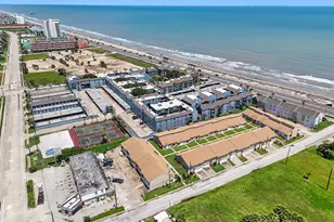 3700 83rd St, Galveston, TX 77554 - Photo 4