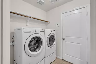 13706 Lacy Cove Ct, Houston, TX 77034 - Photo 16