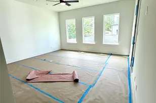 5009 Holt St, Bellaire, TX 77401 - Photo 8