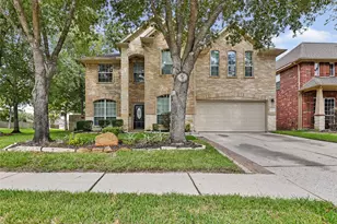 26032 Royal Emerald Ln, Kingwood, TX 77339 - Photo 1