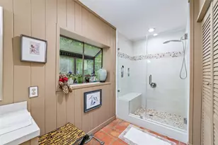 8936 Chatsworth Dr, Houston, TX 77024 - Photo 20