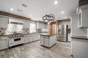 1810 Darby Ln, Fresno, TX 77545 - Photo 14