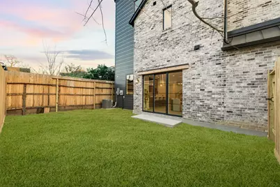2011 Hopkins Street, Houston, TX 77006 - Photo 44