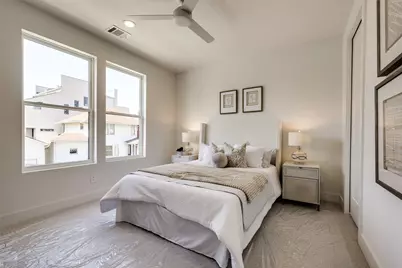 2011 Hopkins Street, Houston, TX 77006 - Photo 32