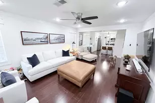 5948 Monroe St, Groves, TX 77619 - Photo 4