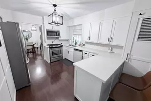 5948 Monroe St, Groves, TX 77619 - Photo 6