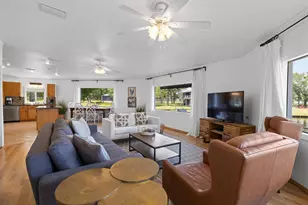 20559 Red Bud Ct, Thornton, TX 76687 - Photo 10