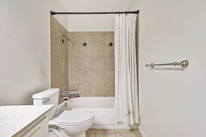 5215 Arboles Drive #C, Houston, TX 77035 - Photo 22