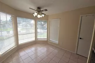 11130 Thunderhaven Dr, Houston, TX 77064 - Photo 12
