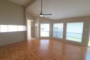 11130 Thunderhaven Dr, Houston, TX 77064 - Photo 2
