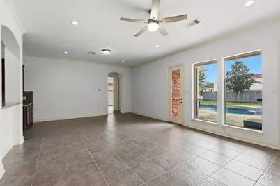935 Poydras Street, Sugar Land, TX 77498 - Photo 10