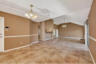 11415 Chariot Drive, Stafford, TX 77477 - Photo 8