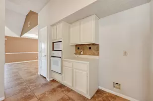 11415 Chariot Dr, Stafford, TX 77477 - Photo 14