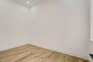 6814 Hartland Ave, Houston, TX 77055 - Photo 8